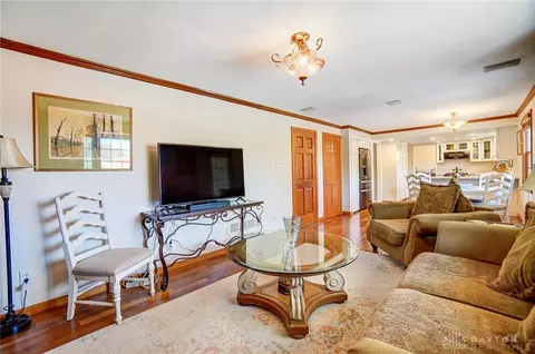 Living - 953 Malone Ave, Kettering, OH 45429 photo 5 of 5