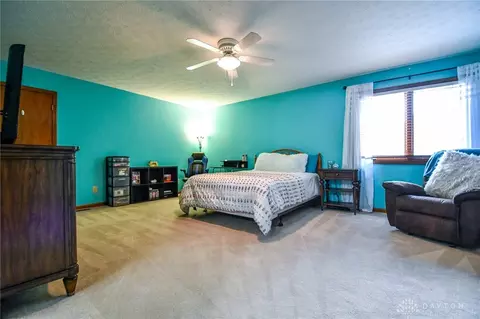 Bedroom - 799 Highpoint Dr, Springboro, OH 45066 photo 7 of 9