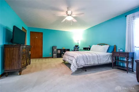 Bedroom - 799 Highpoint Dr, Springboro, OH 45066 photo 8 of 9