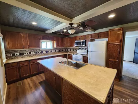 329 N High St, Covington, OH 45318 photo 10