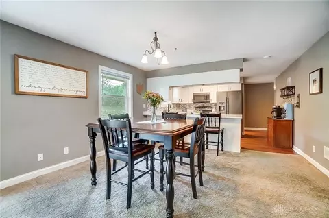 Dining - 1017 Rio Ln, Dayton, OH 45429 photo 2 of 4
