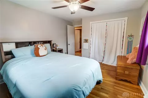 Bedroom - 1017 Rio Ln, Dayton, OH 45429 photo 6 of 8