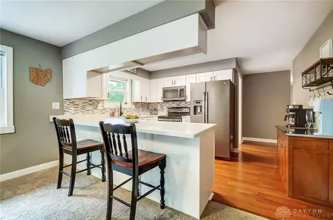 Kitchen - 1017 Rio Ln, Dayton, OH 45429 photo 1 of 6