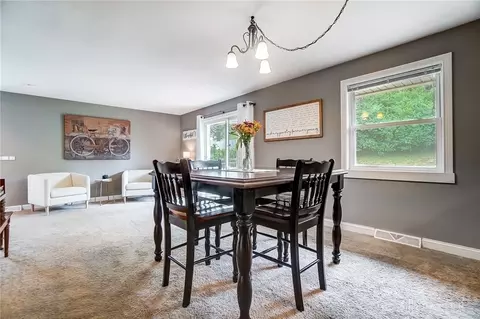 Dining - 1017 Rio Ln, Dayton, OH 45429 photo 1 of 4