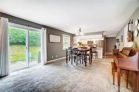 Dining - 1017 Rio Ln, Dayton, OH 45429 photo 4 of 4