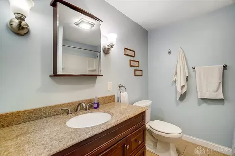 Bath - 1017 Rio Ln, Dayton, OH 45429 photo 4 of 4