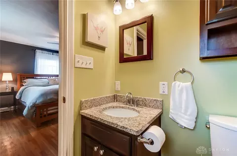 Bath - 1017 Rio Ln, Dayton, OH 45429 photo 3 of 4