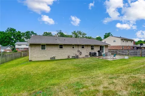 Exterior - 1017 Rio Ln, Dayton, OH 45429 photo 7 of 13