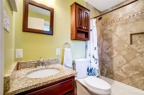 Bath - 1017 Rio Ln, Dayton, OH 45429 photo 1 of 4