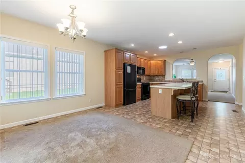381 Englewood, Springfield, OH 45503 photo 7
