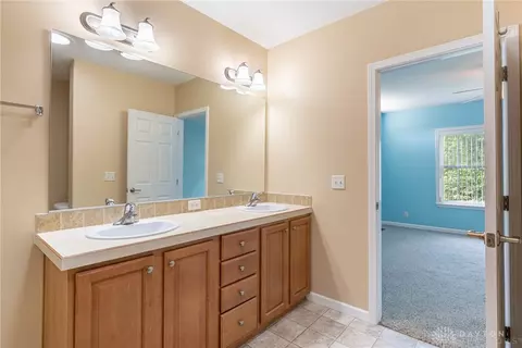 381 Englewood, Springfield, OH 45503 photo 21
