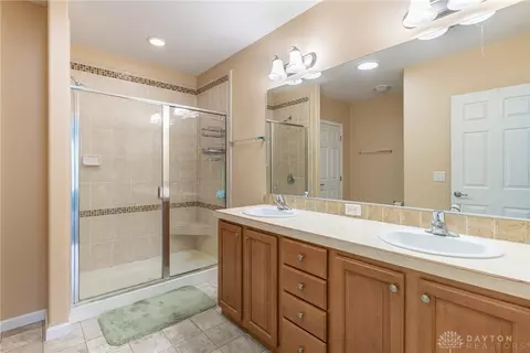 381 Englewood, Springfield, OH 45503 photo 22