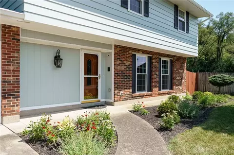 4962 Stoneyview Ct, Dayton, OH 45424