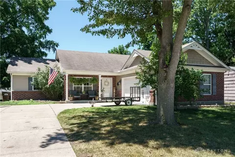 1265 S Maple Ave, Fairborn, OH 45324