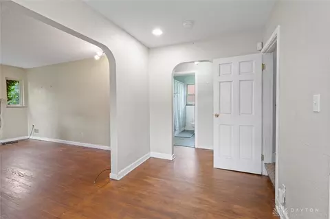 Entry Way - 3020 Aerial Ave, Kettering, OH 45429 photo 2 of 5