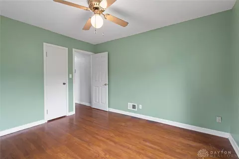 Bedroom - 3020 Aerial Ave, Kettering, OH 45429 photo 6 of 10
