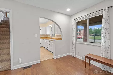 Entry Way - 3020 Aerial Ave, Kettering, OH 45429 photo 1 of 5