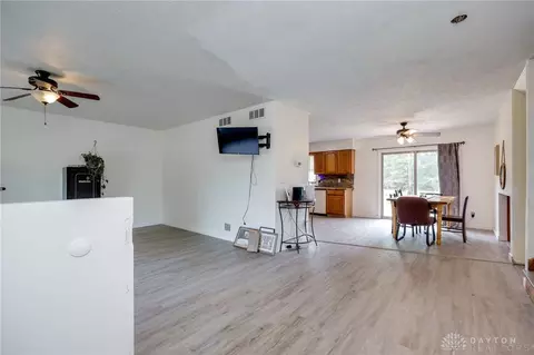 2965 Rebert Pike, Springfield, OH 45502 photo 11