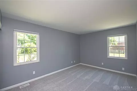 210 Glenburn Dr, Dayton, OH 45459 photo 31