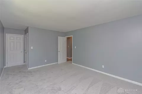 210 Glenburn Dr, Dayton, OH 45459 photo 25