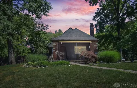 3001 Forest Grove Ave, Dayton, OH 45406