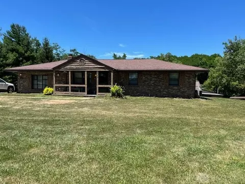 9049 Greenbush Rd, Camden, OH 45311