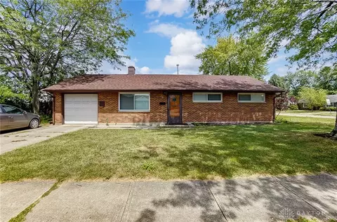 110 Dellsing Dr, Vandalia, OH 45377