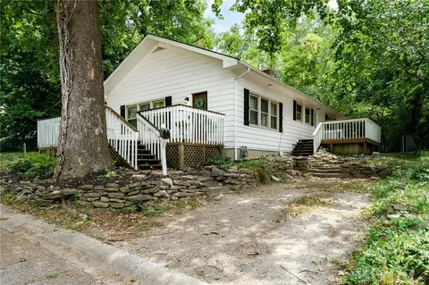 212 Hollyhock St, Franklin, OH 45005