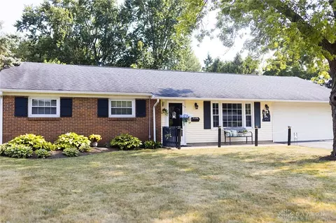 114 Tuxworth Rd, Washington Township, OH 45458