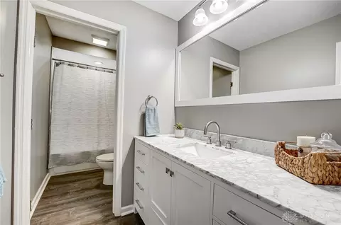 Bath - 447 Timberlea Trl, Kettering, OH 45429 photo 6 of 10
