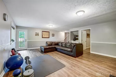 Living - 447 Timberlea Trl, Kettering, OH 45429 photo 11 of 12
