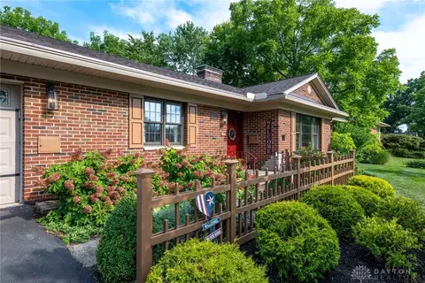 3148 Allendale Dr, Kettering, OH 45409 photo 2
