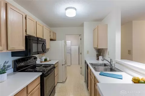 6650 Wareham Ct #4, Centerville, OH 45459 photo 9