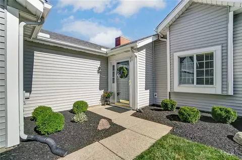 1221 Bay Harbour Cir, Washington Township, OH 45458
