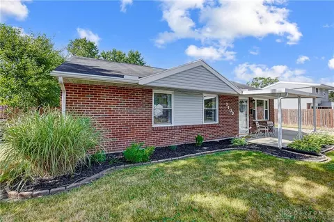 1109 Grissom Ave, New Carlisle, OH 45344