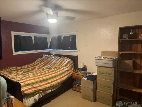 Bedroom - 1232 Dellinger Dr, Fairborn, OH 45324 photo 1 of 5