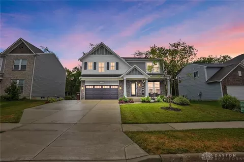 1500 Indigo Dr, Fairborn, OH 45324