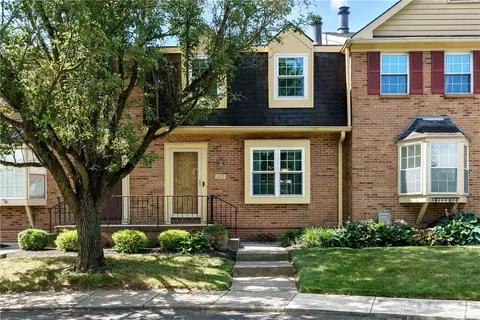 2829 Red Lion Ct, Dayton, OH 45440