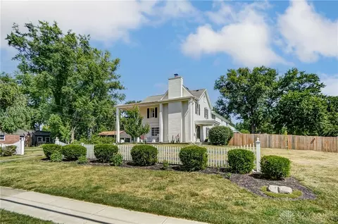 Exterior - 155 E Franklin St, Centerville, OH 45459 photo 2 of 17