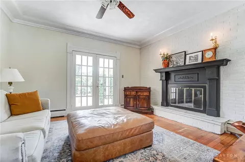 Living - 155 E Franklin St, Centerville, OH 45459 photo 2 of 4