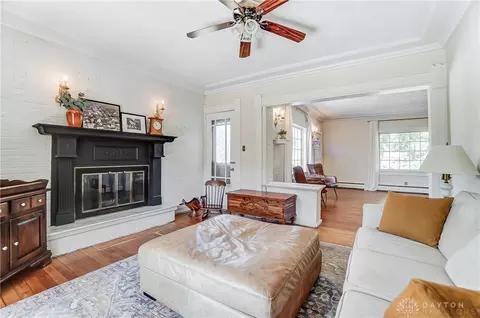 Living - 155 E Franklin St, Centerville, OH 45459 photo 4 of 4
