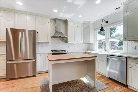 Kitchen - 155 E Franklin St, Centerville, OH 45459 photo 5 of 7