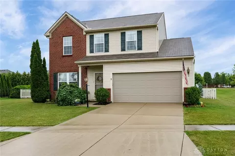 9840 Blue Spruce Dr, Springboro, OH 45066