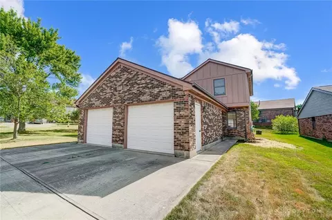 3162 Cymar Dr, Dayton, OH 45434