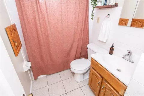 2003 E Bataan Dr, Dayton, OH 45420 photo 27