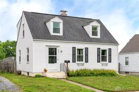 2003 E Bataan Dr, Dayton, OH 45420