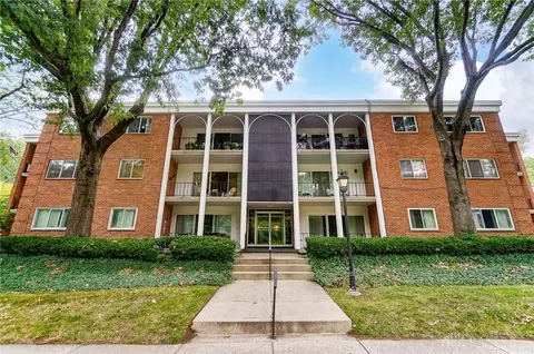 3225 Southdale Dr #5, Kettering, OH 45409
