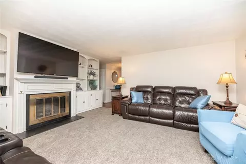 Living - 225 Annette Dr, Centerville, OH 45458 photo 3 of 3