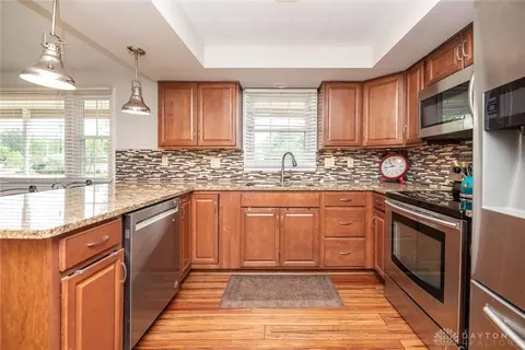 Kitchen - 225 Annette Dr, Centerville, OH 45458 photo 2 of 2