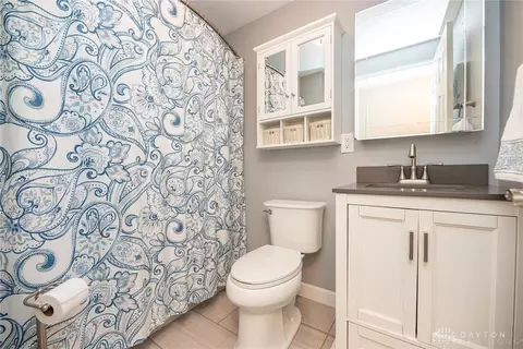 Bath - 225 Annette Dr, Centerville, OH 45458 photo 1 of 5